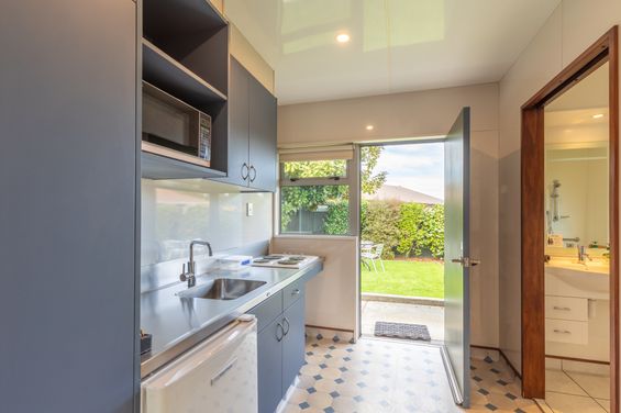 Deluxe Studio - View 5